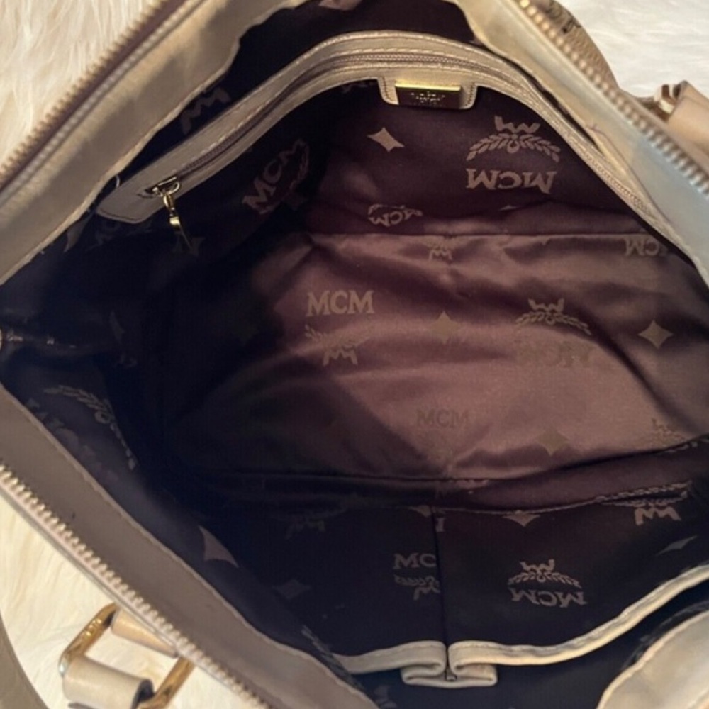 MCM Cream Viesto Two-way Crossbody Shoulder Bag - Picture 7 of 9